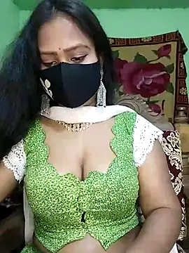 Idhika Paul online show from March 2025 09:51:02 PM