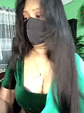 Idhika Paul online show from September 2025 02:03:02 AM