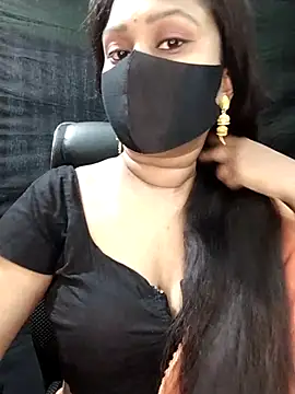 Idhika Paul online show from September 2025 05:16:02 PM