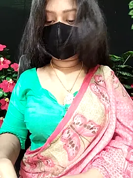 Idhika Paul online show from October 2025 12:19:01 AM