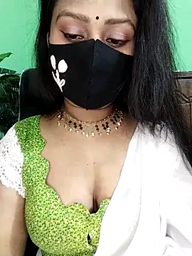 Idhika Paul online show from January 2026 05:40:01 PM