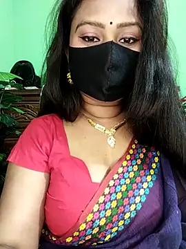 Idhika Paul online show from January 2026 12:58:01 AM