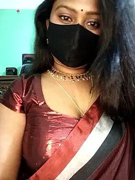 Idhika Paul online show from January 2026 01:04:01 PM