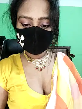 Idhika Paul online show from February 2026 02:19:01 AM