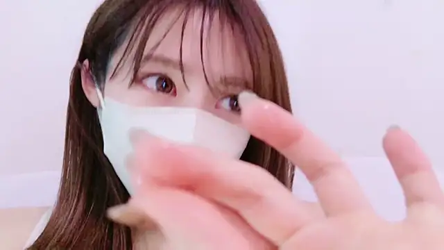 Snapshot of Mii_v_v chatting on February 2025 03:22:01 AM Mii v v online show from February 2025 03:22:01 AM