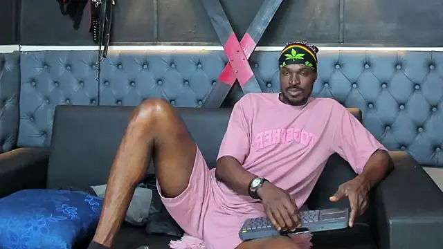 Terrance z online show from November 2025 08:07:02 PM