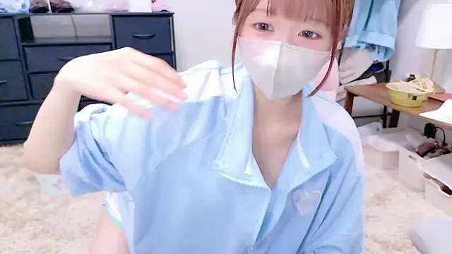 Yui-Ch online show from June 2026 12:22:02 PM