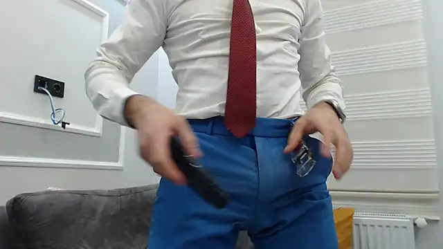 Naughtb0y online show from January 2026 06:55:02 PM