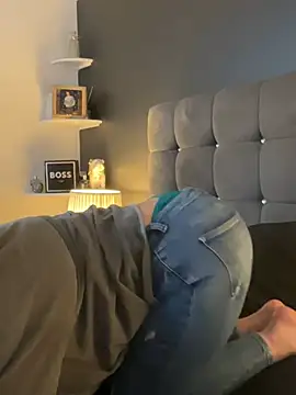 Snapshot of blondebitch2 chatting on January 2025 02:03:02 PM blondebitch2 online show from January 2025 02:03:02 PM