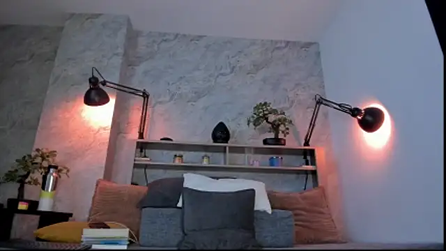 bruno woods online show from December 2025 12:06:01 AM