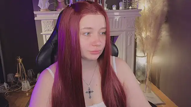 Snapshot of carolina_elf chatting on May 2026 05:45:02 AM carolina elf online show from May 2026 05:45:02 AM
