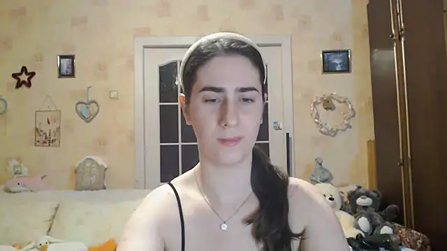 INELIKA online show from October 2025 09:04:01 PM