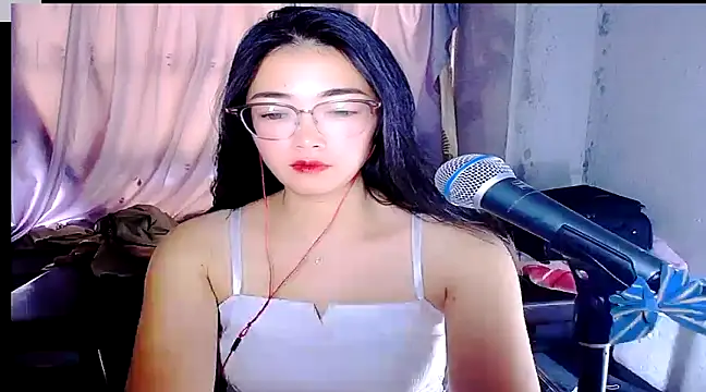 Floor oo online show from February 2025 04:46:02 AM