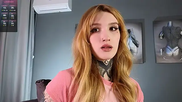 SophieInkk online show from February 2025 07:56:02 PM