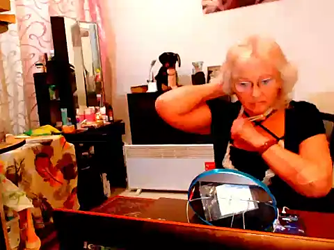 Natali7634 online show from January 2025 03:44:01 PM