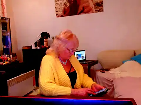 Natali7634 online show from March 2025 08:07:02 PM