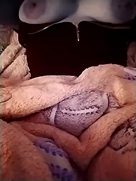 tiffani  love online show from February 2025 08:19:01 PM