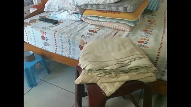 triangle0623 online show from August 2026 09:04:01 AM