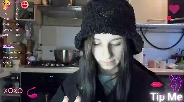  Nika Kik online show from January 2025 08:43:02 PM