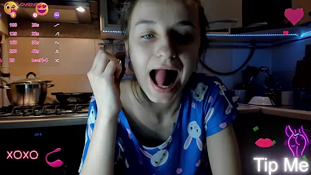  Nika Kik online show from February 2025 07:56:02 PM