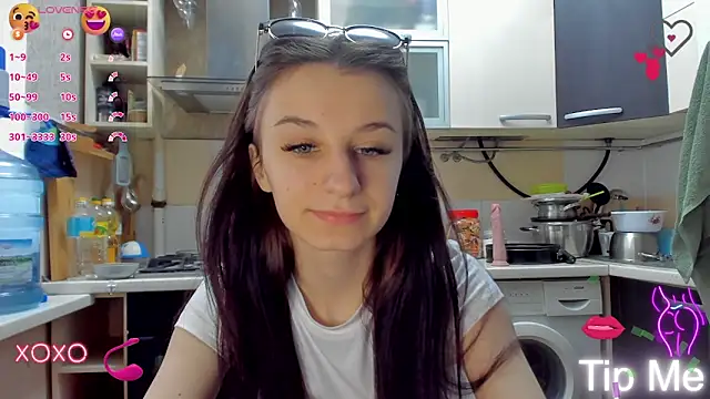  Nika Kik online show from March 2025 01:50:02 PM