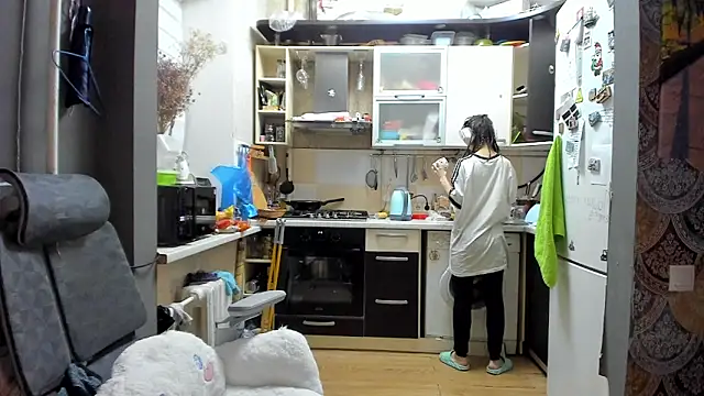  Nika Kik online show from December 2025 05:17:01 PM