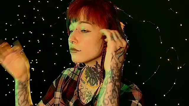 Littlespacemouse online show from December 2024 02:27:02 AM