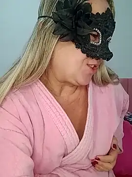titiasexy online show from July 2026 12:56:01 PM