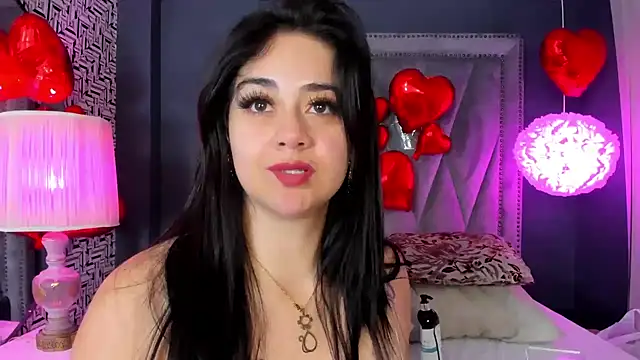 Snapshot of nahomi_sweett chatting on February 2025 02:05:02 PM nahomi sweett online show from February 2025 02:05:02 PM