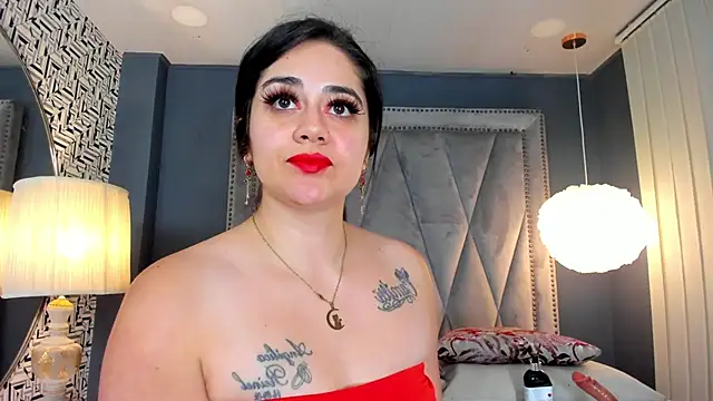 Snapshot of nahomi_sweett chatting on March 2025 05:38:01 PM nahomi sweett online show from March 2025 05:38:01 PM