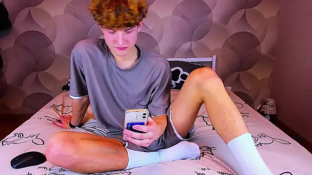 Ian Flor online show from November 2025 12:07:01 PM