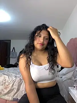 Snapshot of tati__22 chatting on September 2025 12:03:02 AM tati 22 online show from September 2025 12:03:02 AM