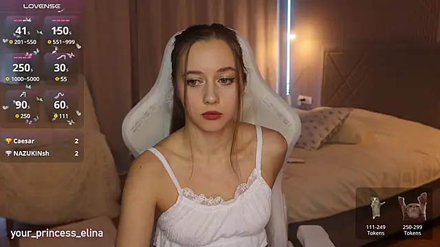 Snapshot of _Pretty_Doll_ chatting on December 2024 06:35:02 PM Pretty Doll online show from December 2024 06:35:02 PM