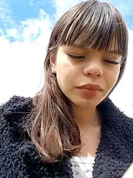 Violeta 12- online show from September 2025 07:07:02 PM