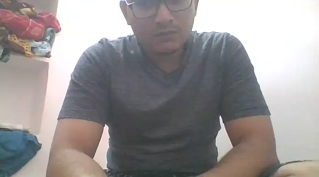 Snapshot of naughtymike0007 chatting on February 2025 01:40:02 PM naughtymike0007 online show from February 2025 01:40:02 PM