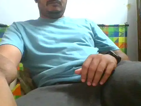 Snapshot of naughtymike0007 chatting on November 2025 02:17:01 PM naughtymike0007 online show from November 2025 02:17:01 PM