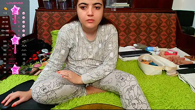 Snapshot of Anasunshine12 chatting on November 2025 04:52:01 PM Anasunshine12 online show from November 2025 04:52:01 PM