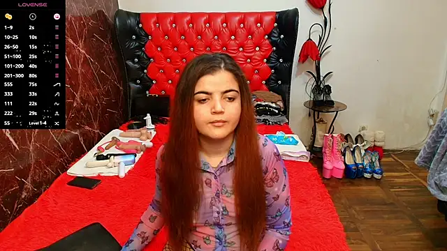 Snapshot of Anasunshine12 chatting on November 2025 04:32:02 PM Anasunshine12 online show from November 2025 04:32:02 PM