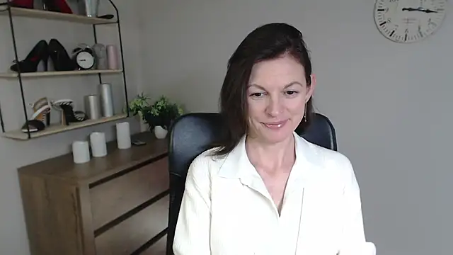 VivianWILD online show from February 2025 04:52:01 PM