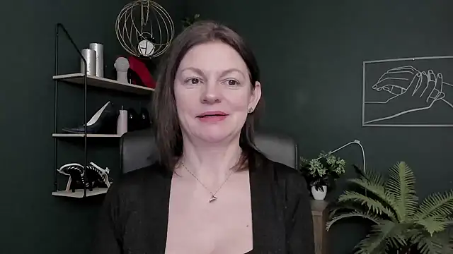 VivianWILD online show from February 2026 07:03:02 AM