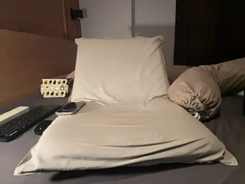 cloudboy kk8 online show from December 2025 04:57:02 PM