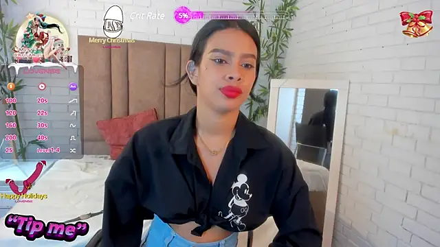 saracorraless online show from December 2024 09:43:01 PM