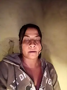 Snapshot of Giselabrunette25 chatting on October 2025 03:03:02 AM Giselabrunette25 online show from October 2025 03:03:02 AM