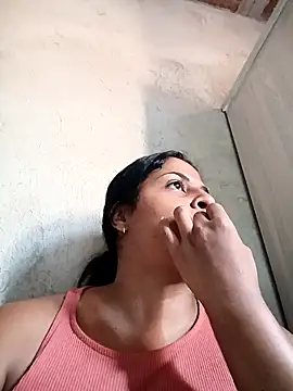 Giselabrunette25 online show from January 2026 08:18:02 PM