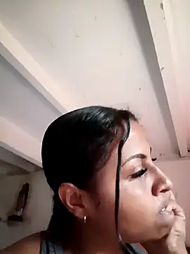 Giselabrunette25 online show from February 2026 09:47:02 PM