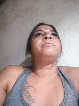 Snapshot of Giselabrunette25 chatting on April 2026 01:37:02 PM Giselabrunette25 online show from April 2026 01:37:02 PM