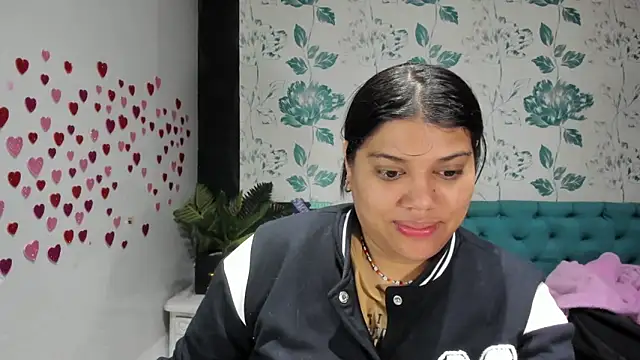 LindaBreeS online show from March 2025 02:02:02 PM