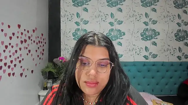 LindaBreeS online show from March 2025 05:04:01 PM