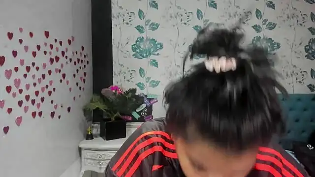 LindaBreeS online show from March 2025 08:19:01 PM