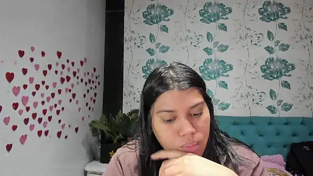 LindaBreeS online show from March 2025 03:20:01 PM